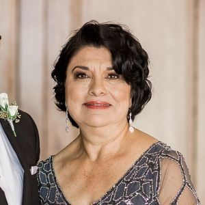 Meet your Posher, Noemi